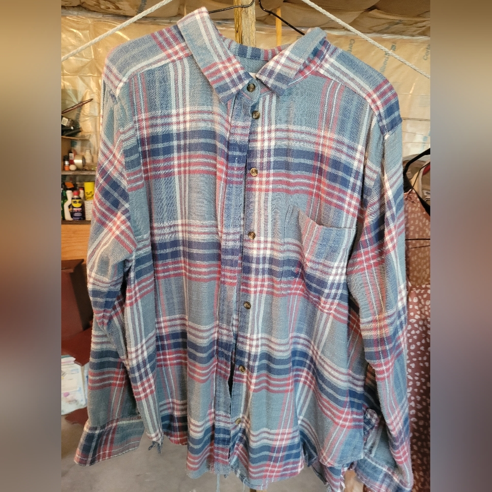 AE large distressed blue flannel womens